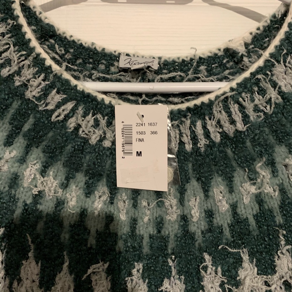 Sweater - Picture 3 of 3